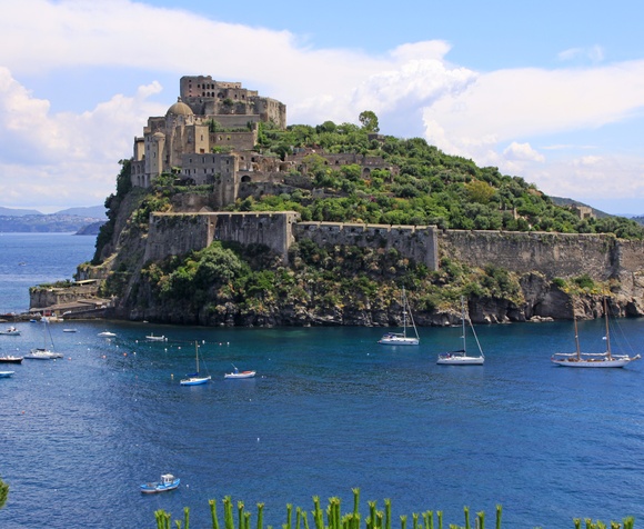 Da Napoli a Ischia tra Natura e Storia