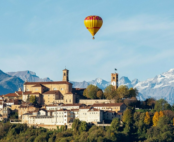Hot air balloon in Piedmont (Mon. to Fri.)